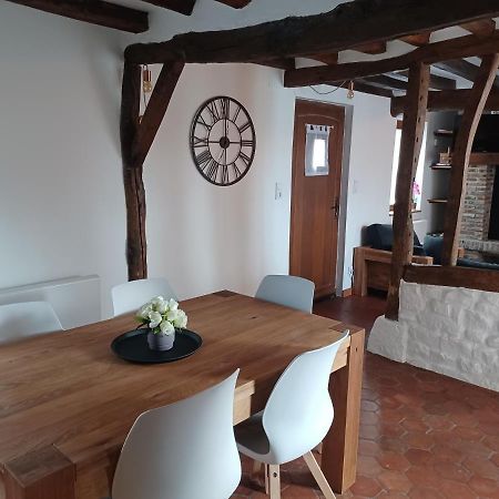 Mesnieres-en-Bray Le Refuge De Normandie Avec Spa Et Cheminee מראה חיצוני תמונה