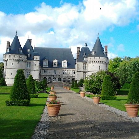 Mesnieres-en-Bray Le Refuge De Normandie Avec Spa Et Cheminee מראה חיצוני תמונה