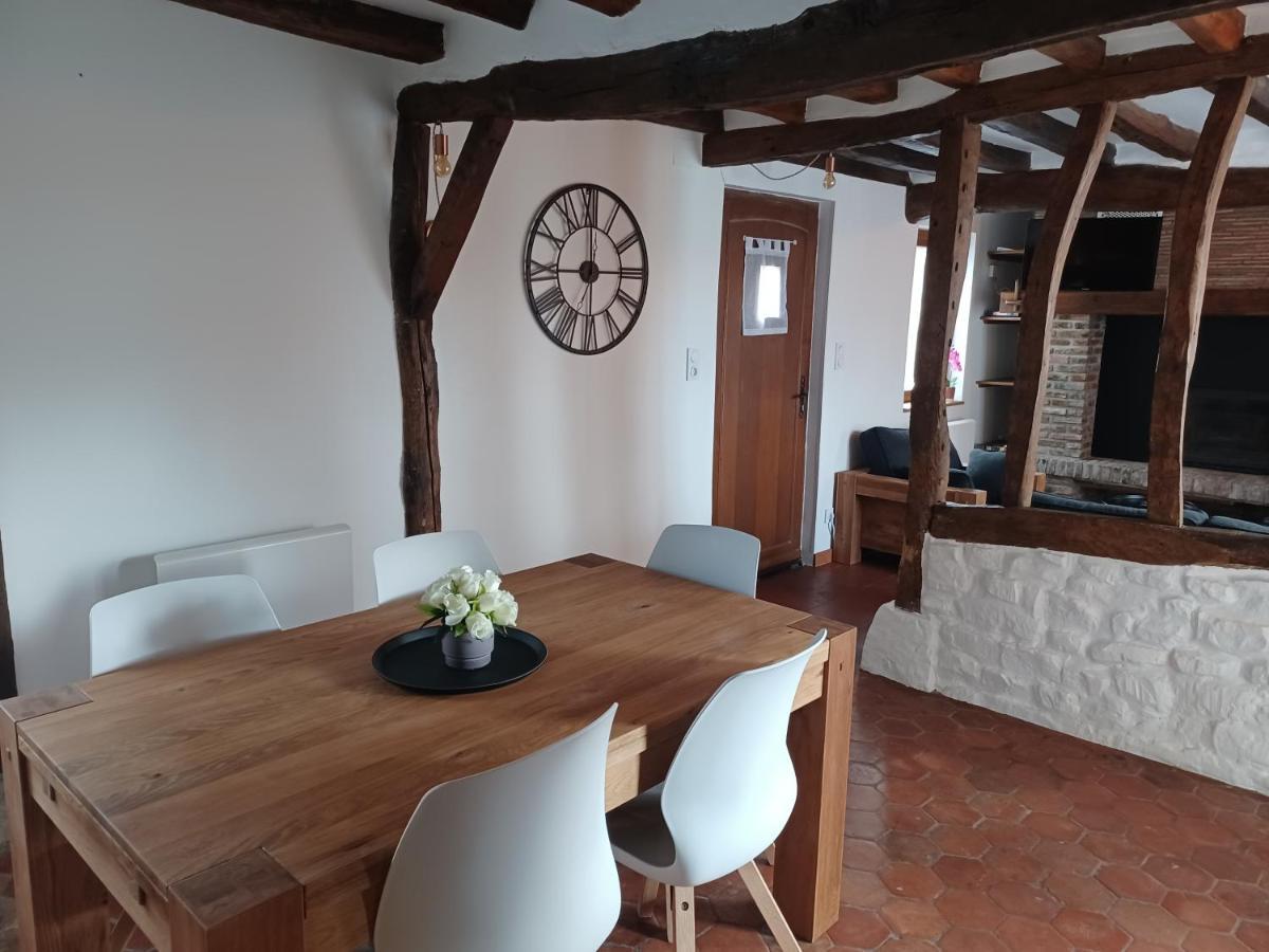 Mesnieres-en-Bray Le Refuge De Normandie Avec Spa Et Cheminee מראה חיצוני תמונה